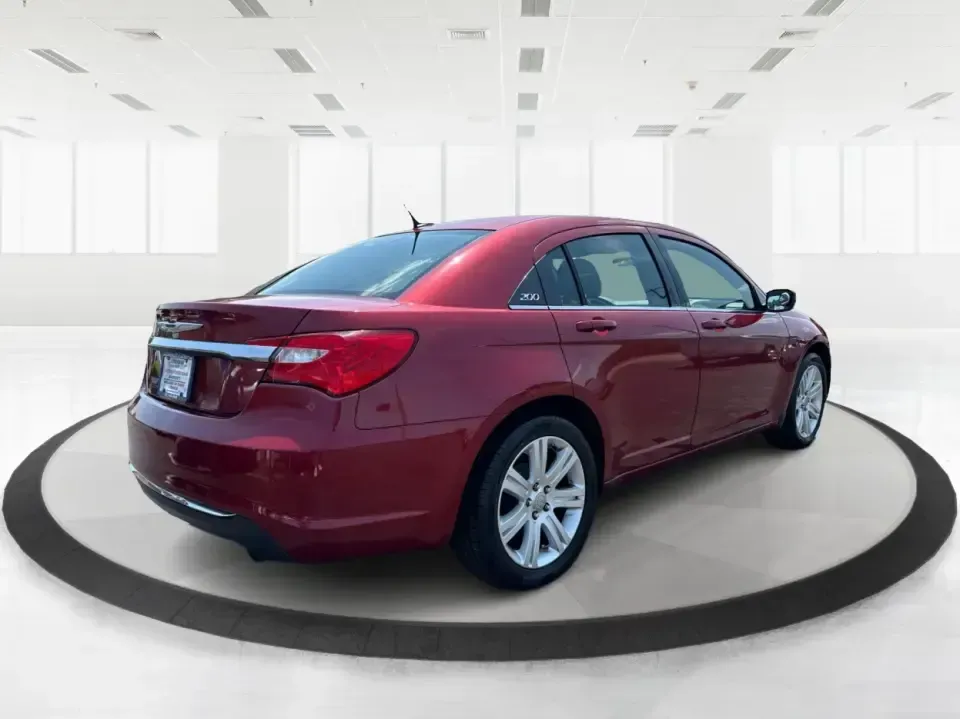2014 Chrysler 200 Touring (1C3CCBBB6EN) with an 2.4L L4 DOHC 16V engine, 6-Speed Automatic transmission, located at 401 Woodman Dr, Riverside, OH, 45431, (937) 908-9800, 39.760899, -84.123421 - **Discover Freedom and Comfort with this 2014 Chrysler 200 Touring at Advantage Car and Credit!**<br /> <br /> Are you ready to elevate your driving experience? Whether you're a busy professional looking for a reliable daily commuter or a growing family in need of a safe and stylish sedan, the 2014 - Photo#2