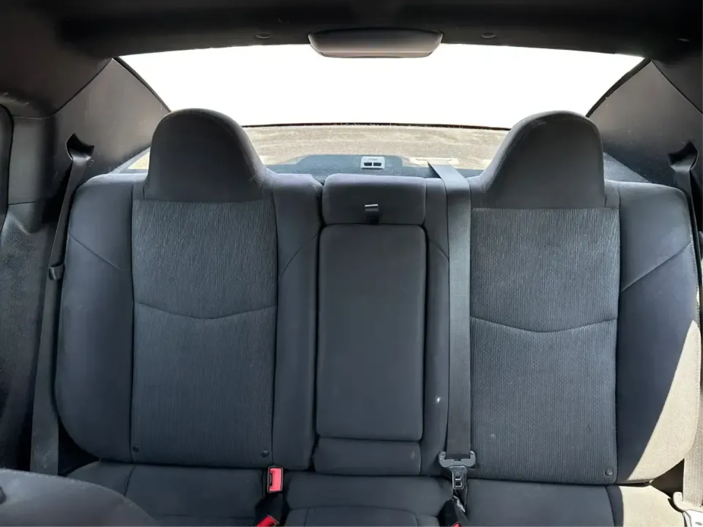 2014 Chrysler 200 Touring (1C3CCBBB6EN) with an 2.4L L4 DOHC 16V engine, 6-Speed Automatic transmission, located at 401 Woodman Dr, Riverside, OH, 45431, (937) 908-9800, 39.760899, -84.123421 - **Discover Freedom and Comfort with this 2014 Chrysler 200 Touring at Advantage Car and Credit!**<br /> <br /> Are you ready to elevate your driving experience? Whether you're a busy professional looking for a reliable daily commuter or a growing family in need of a safe and stylish sedan, the 2014- Photo#14