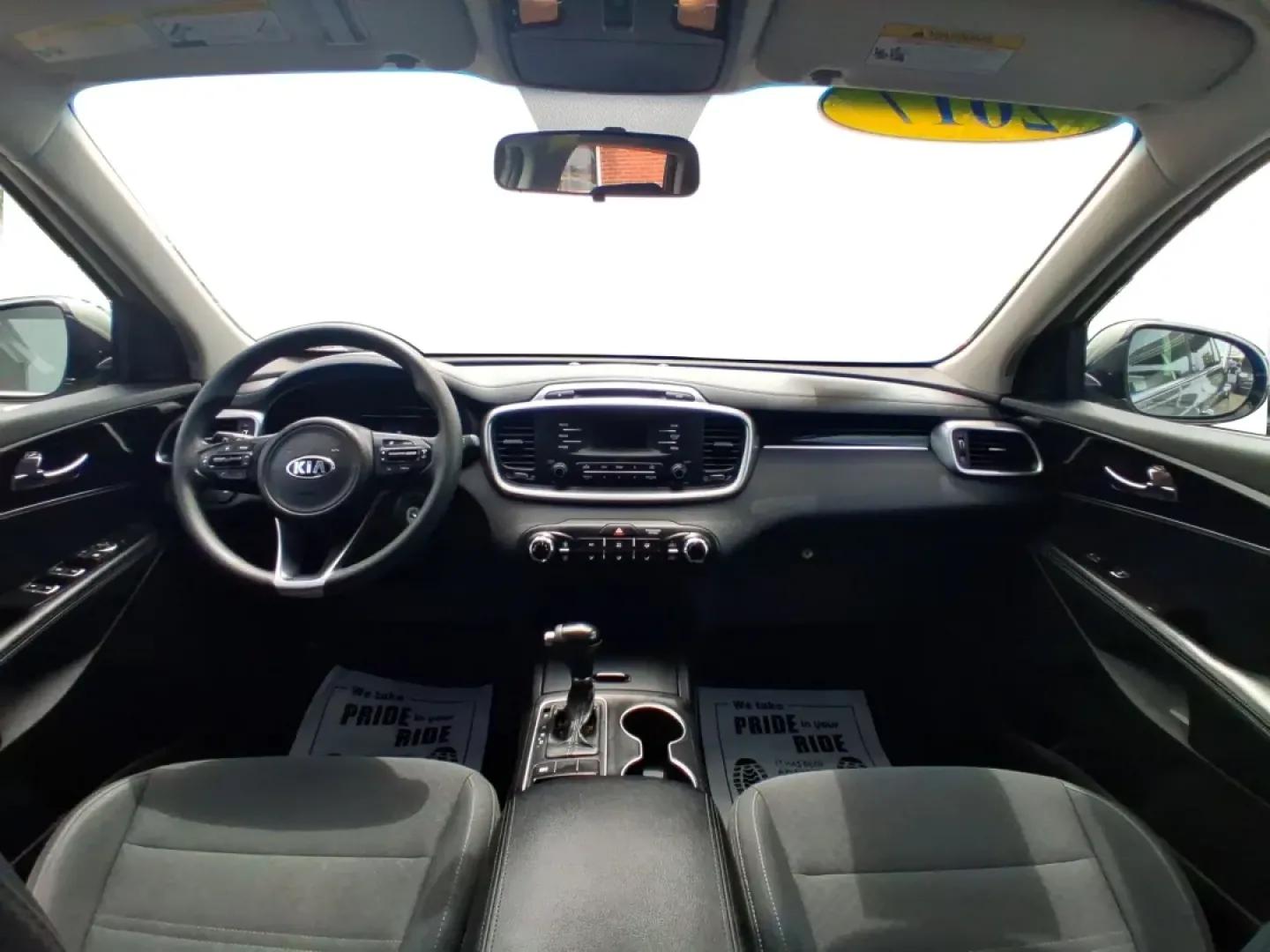 2017 Kia Sorento 2.4L L (5XYPG4A32HG) with an 2.4L I-4 gasoline direct injection engine, located at 8750 N County Rd 25A, Piqua, OH, 45356, (937) 908-9800, 40.164391, -84.232513 - **Unleash Your Adventurous Spirit with this 2017 Kia Sorento at Advantage Car and Credit in Xenia, OH!**<br /> <br /> Are you ready to elevate your family adventures or conquer your daily commute? Look no further than the 2017 Kia Sorento, a versatile SUV that perfectly aligns with your lifestyle ne - Photo#19