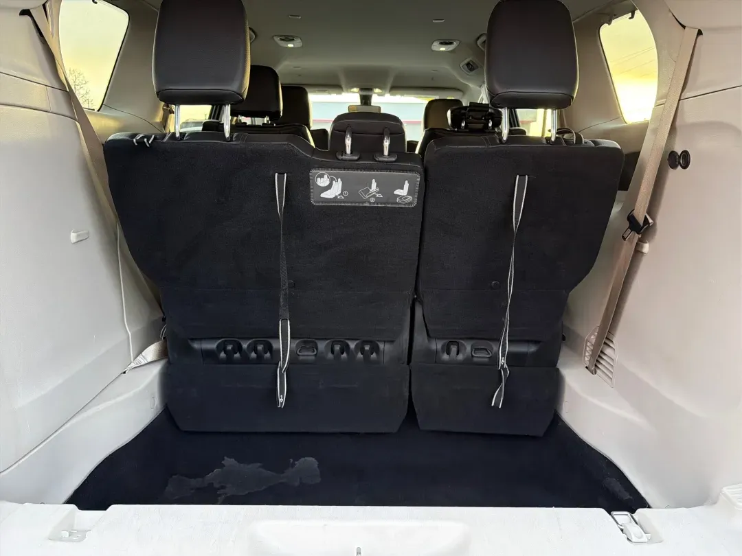 2019 Chrysler Pacifica Touring-L (2C4RC1BG5KR) with an 3.6L V6 DOHC 24V engine, 9-Speed Automatic transmission, located at 1099 N County Rd 25A , Troy, OH, 45373, (937) 908-9800, 40.057079, -84.212883 - **Experience Family Adventures with the 2019 Chrysler Pacifica Touring-L from Advantage Car and Credit!**<br /> <br /> Are you searching for the perfect vehicle to accommodate your family's growing needs? Look no further! The 2019 Chrysler Pacifica Touring-L is designed with families in mind, offeri - Photo#12