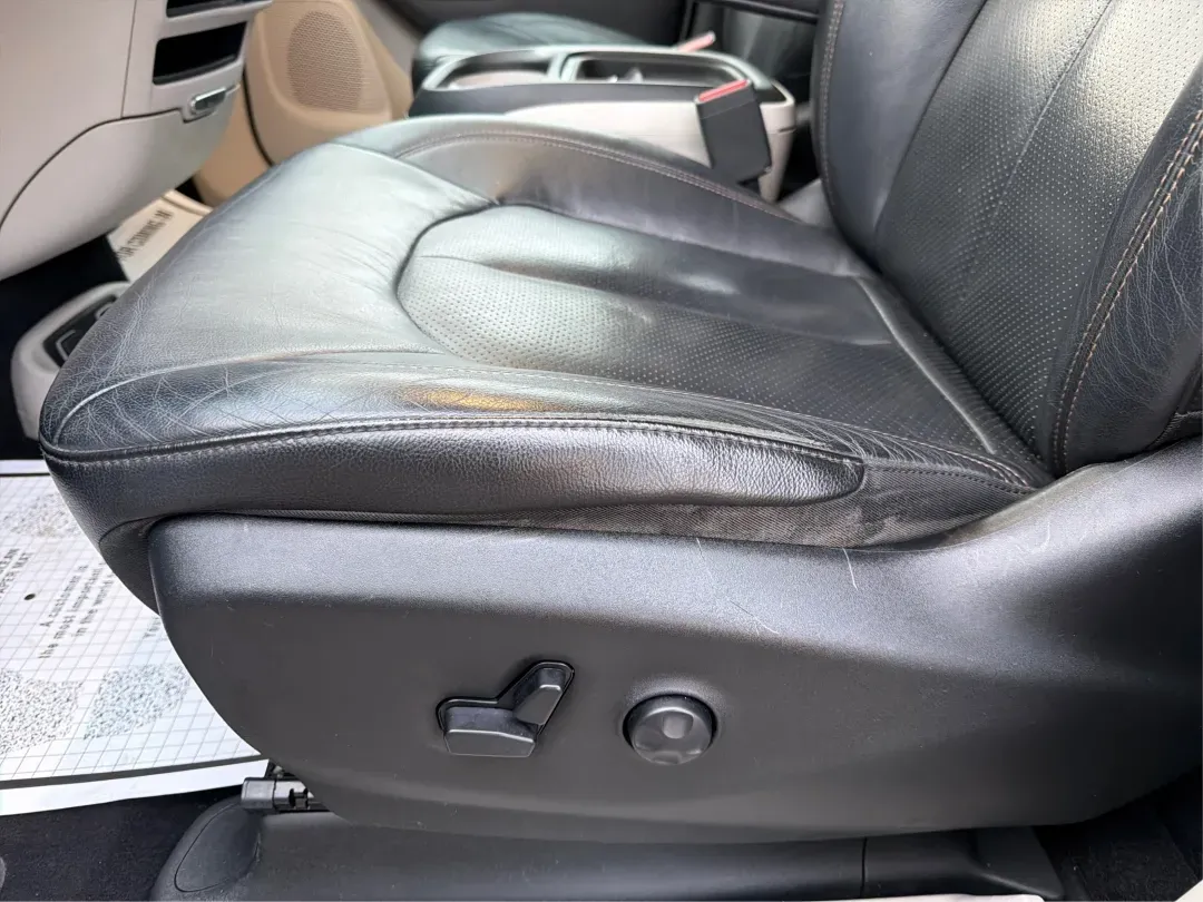 2019 Chrysler Pacifica Touring-L (2C4RC1BG5KR) with an 3.6L V6 DOHC 24V engine, 9-Speed Automatic transmission, located at 1099 N County Rd 25A , Troy, OH, 45373, (937) 908-9800, 40.057079, -84.212883 - **Experience Family Adventures with the 2019 Chrysler Pacifica Touring-L from Advantage Car and Credit!**<br /> <br /> Are you searching for the perfect vehicle to accommodate your family's growing needs? Look no further! The 2019 Chrysler Pacifica Touring-L is designed with families in mind, offeri - Photo#18