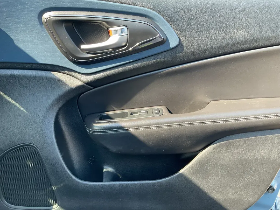 2015 Chrysler 200 S (1C3CCCBB8FN) with an Other engine, located at 880 E. National Road, Vandalia, OH, 45377, (937) 908-9800, 39.891918, -84.183594 - **Experience Luxury on a Budget with the 2015 Chrysler 200 S at Advantage Car and Credit**<br /> <br /> Looking for a stylish sedan that can handle your daily commute as effortlessly as your weekend adventures? The 2015 Chrysler 200 S is the perfect blend of comfort, technology, and modern aesthetic - Photo#20