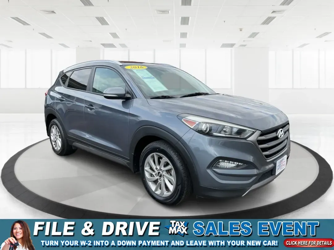2016 Hyundai Tucson Eco (KM8J3CA24GU) with an 1.6L I-4 gasoline direct injection engine, located at 1099 N County Rd 25A , Troy, OH, 45373, (937) 908-9800, 40.057079, -84.212883 - **Adventure Awaits: 2016 Hyundai Tucson Eco Your Perfect Companion for Daily Drives and Weekend Getaways!**<br /> <br /> At Advantage Car and Credit, located at 1184 Kauffman Ave, Fairborn, OH 45324, we understand that life is an adventure, and having the right vehicle can make all the difference. - Photo#0