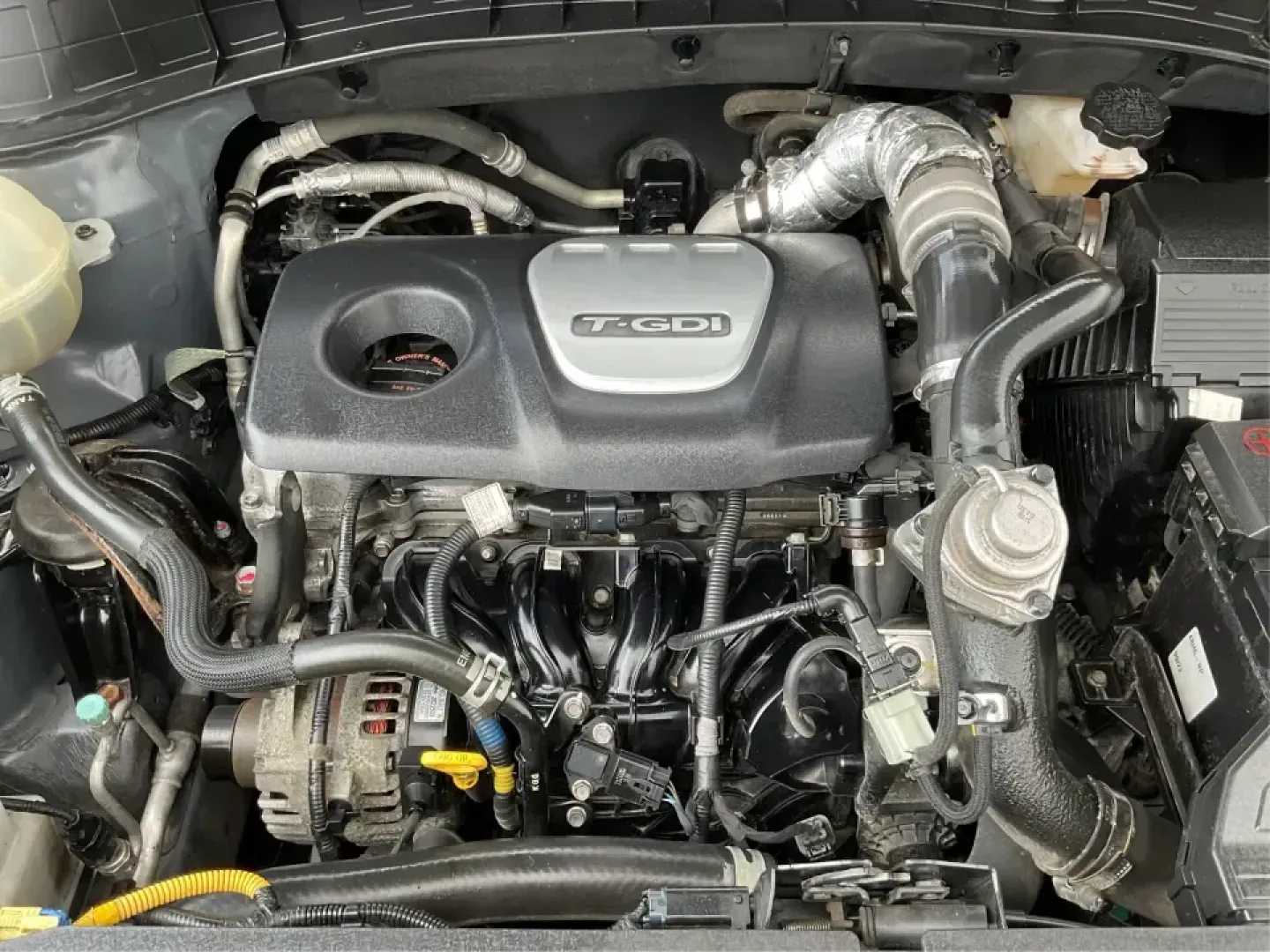 2016 Hyundai Tucson Eco (KM8J3CA24GU) with an 1.6L I-4 gasoline direct injection engine, 7A transmission, located at 880 E. National Road, Vandalia, OH, 45377, (937) 908-9800, 39.891918, -84.183594 - **Adventure Awaits: 2016 Hyundai Tucson Eco Your Perfect Companion for Daily Drives and Weekend Getaways!**<br /> <br /> At Advantage Car and Credit, located at 1184 Kauffman Ave, Fairborn, OH 45324, we understand that life is an adventure, and having the right vehicle can make all the difference. - Photo#11