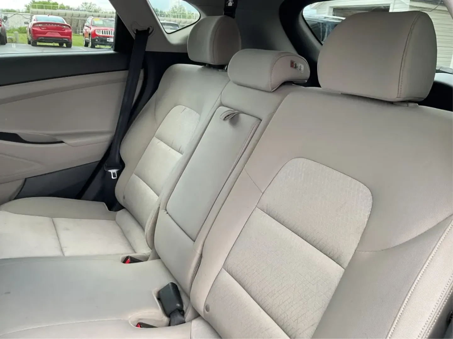 2016 Hyundai Tucson Eco (KM8J3CA24GU) with an 1.6L I-4 gasoline direct injection engine, located at 1951 S Dayton Lakeview Rd., New Carlisle, OH, 45344, (937) 908-9800, 39.890999, -84.050255 - **Adventure Awaits: 2016 Hyundai Tucson Eco Your Perfect Companion for Daily Drives and Weekend Getaways!**<br /> <br /> At Advantage Car and Credit, located at 1184 Kauffman Ave, Fairborn, OH 45324, we understand that life is an adventure, and having the right vehicle can make all the difference. - Photo#10