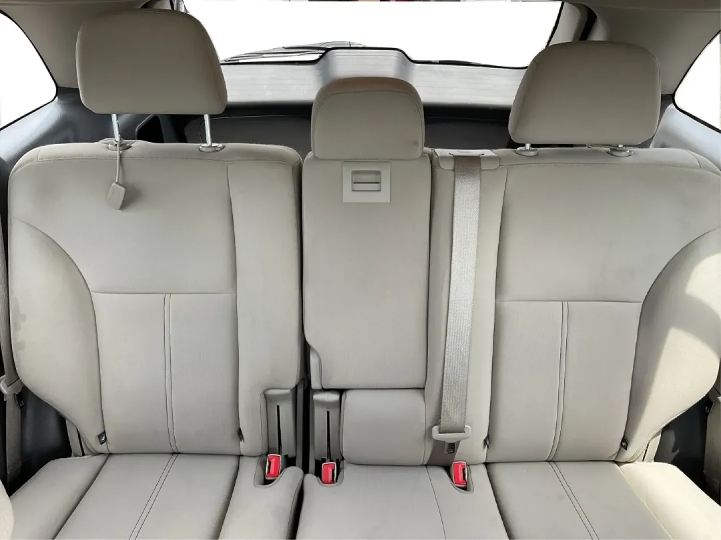 2013 Ford Edge SE (2FMDK3GC3DB) with an Other engine, located at 1099 N County Rd 25A , Troy, OH, 45373, (937) 908-9800, 40.057079, -84.212883 - **Hit the Open Road in Style! Discover the 2013 Ford Edge SE at Advantage Car and Credit in Fairborn, OH**<br /> <br /> Are you ready to elevate your daily commute or embark on exciting weekend adventures? The 2013 Ford Edge SE is the perfect blend of comfort, spaciousness, and style, making it an i - Photo#14