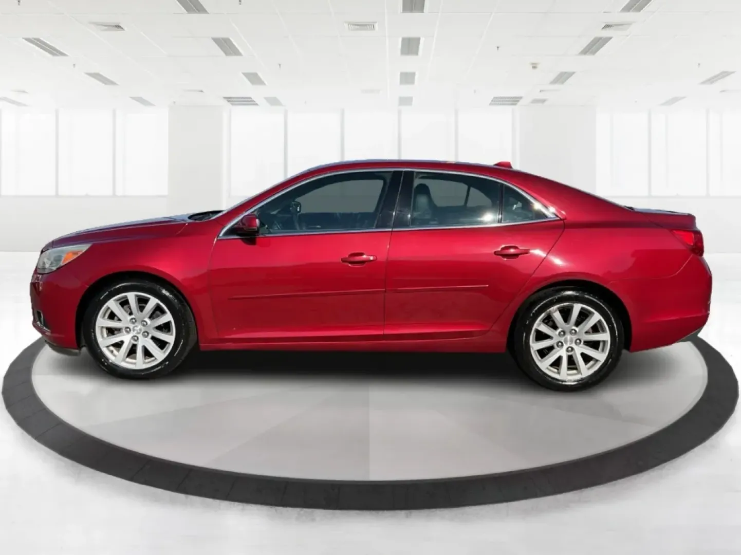 2014 Chevrolet Malibu 2LT (1G11E5SL7EU) with an ECOTEC 2.5L I-4 gasoline direct injection engine, located at 1099 N County Rd 25A , Troy, OH, 45373, (937) 908-9800, 40.057079, -84.212883 - **Elevate Your Everyday Commute with the 2014 Chevrolet Malibu 2LT at Advantage Car and Credit!**<br /> <br /> Are you ready to transform your daily drives into extraordinary experiences? The 2014 Chevrolet Malibu 2LT is the perfect sedan for those who value comfort, style, and reliability. Whether - Photo#5