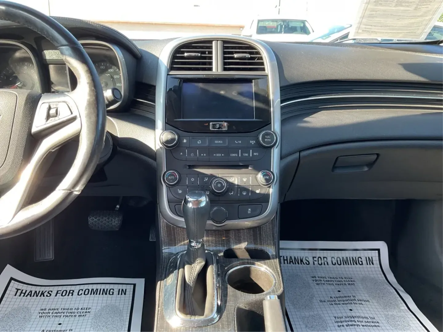2014 Chevrolet Malibu 2LT (1G11E5SL7EU) with an ECOTEC 2.5L I-4 gasoline direct injection engine, located at 1099 N County Rd 25A , Troy, OH, 45373, (937) 908-9800, 40.057079, -84.212883 - **Elevate Your Everyday Commute with the 2014 Chevrolet Malibu 2LT at Advantage Car and Credit!**<br /> <br /> Are you ready to transform your daily drives into extraordinary experiences? The 2014 Chevrolet Malibu 2LT is the perfect sedan for those who value comfort, style, and reliability. Whether - Photo#13