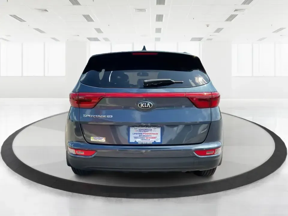 2017 Kia Sportage LX (KNDPM3ACXH7) with an Theta II 2.4L I-4 gasoline direct injection engine, 6A transmission, located at 1951 S Dayton Lakeview Rd., New Carlisle, OH, 45344, (937) 908-9800, 39.890999, -84.050255 - **Discover Your Next Adventure with the 2017 Kia Sportage LX at Advantage Car and Credit!** <br /> <br /> Are you ready to elevate your driving experience? Look no further! This stunning 2017 Kia Sportage LX in Pacific Blue is perfect for anyone who craves both style and functionality. Whether you'r - Photo#3