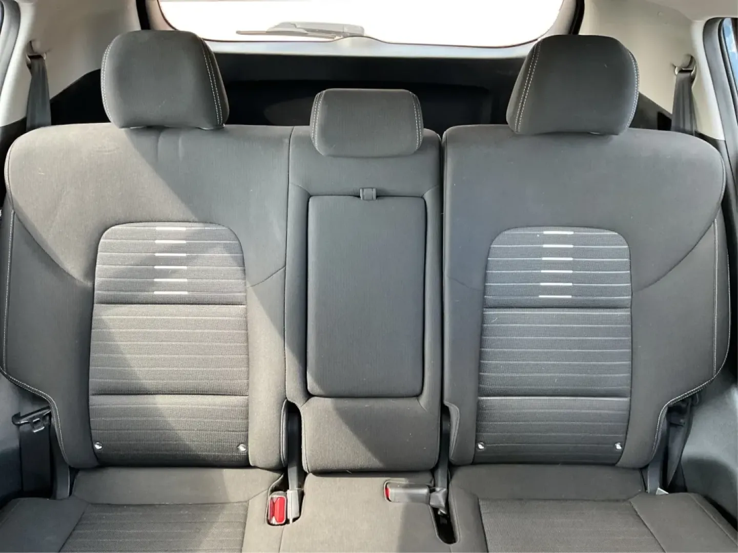 2017 Kia Sportage LX (KNDPM3ACXH7) with an Theta II 2.4L I-4 gasoline direct injection engine, located at 1951 S Dayton Lakeview Rd., New Carlisle, OH, 45344, (937) 908-9800, 39.890999, -84.050255 - **Discover Your Next Adventure with the 2017 Kia Sportage LX at Advantage Car and Credit!** <br /> <br /> Are you ready to elevate your driving experience? Look no further! This stunning 2017 Kia Sportage LX in Pacific Blue is perfect for anyone who craves both style and functionality. Whether you'r - Photo#14