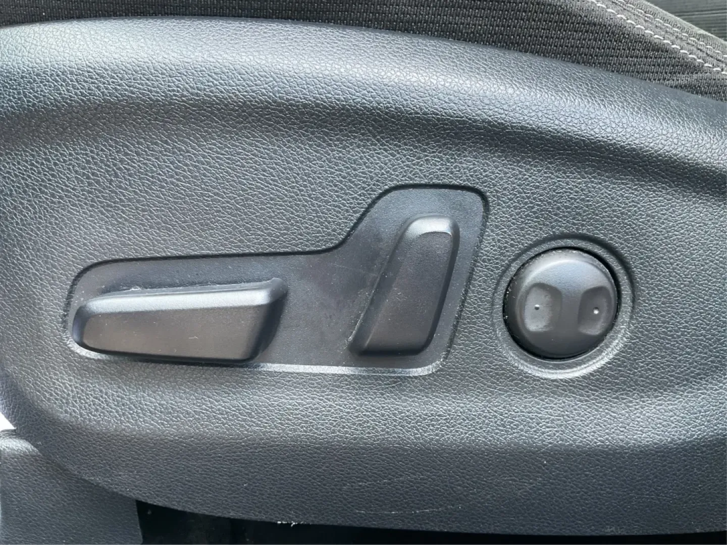 2017 Kia Sportage LX (KNDPM3ACXH7) with an Theta II 2.4L I-4 gasoline direct injection engine, located at 1951 S Dayton Lakeview Rd., New Carlisle, OH, 45344, (937) 908-9800, 39.890999, -84.050255 - **Discover Your Next Adventure with the 2017 Kia Sportage LX at Advantage Car and Credit!** <br /> <br /> Are you ready to elevate your driving experience? Look no further! This stunning 2017 Kia Sportage LX in Pacific Blue is perfect for anyone who craves both style and functionality. Whether you'r - Photo#17
