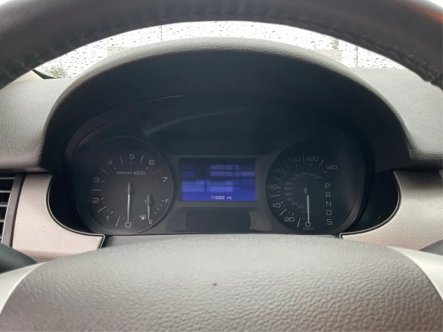 2013 Ford Edge SEL (2FMDK4JC1DB) with an 3.5L V-6 DOHC engine, located at 1951 S Dayton Lakeview Rd., New Carlisle, OH, 45344, (937) 908-9800, 39.890999, -84.050255 - **Elevate Your Weekend Adventures with the 2013 Ford Edge SEL at Advantage Car and Credit!**<br /> <br /> Are you ready to embrace a lifestyle of comfort and adventure? Whether you're shuttling the kids to their weekend soccer games or embarking on a scenic road trip through Ohio's beautiful landsca - Photo#15