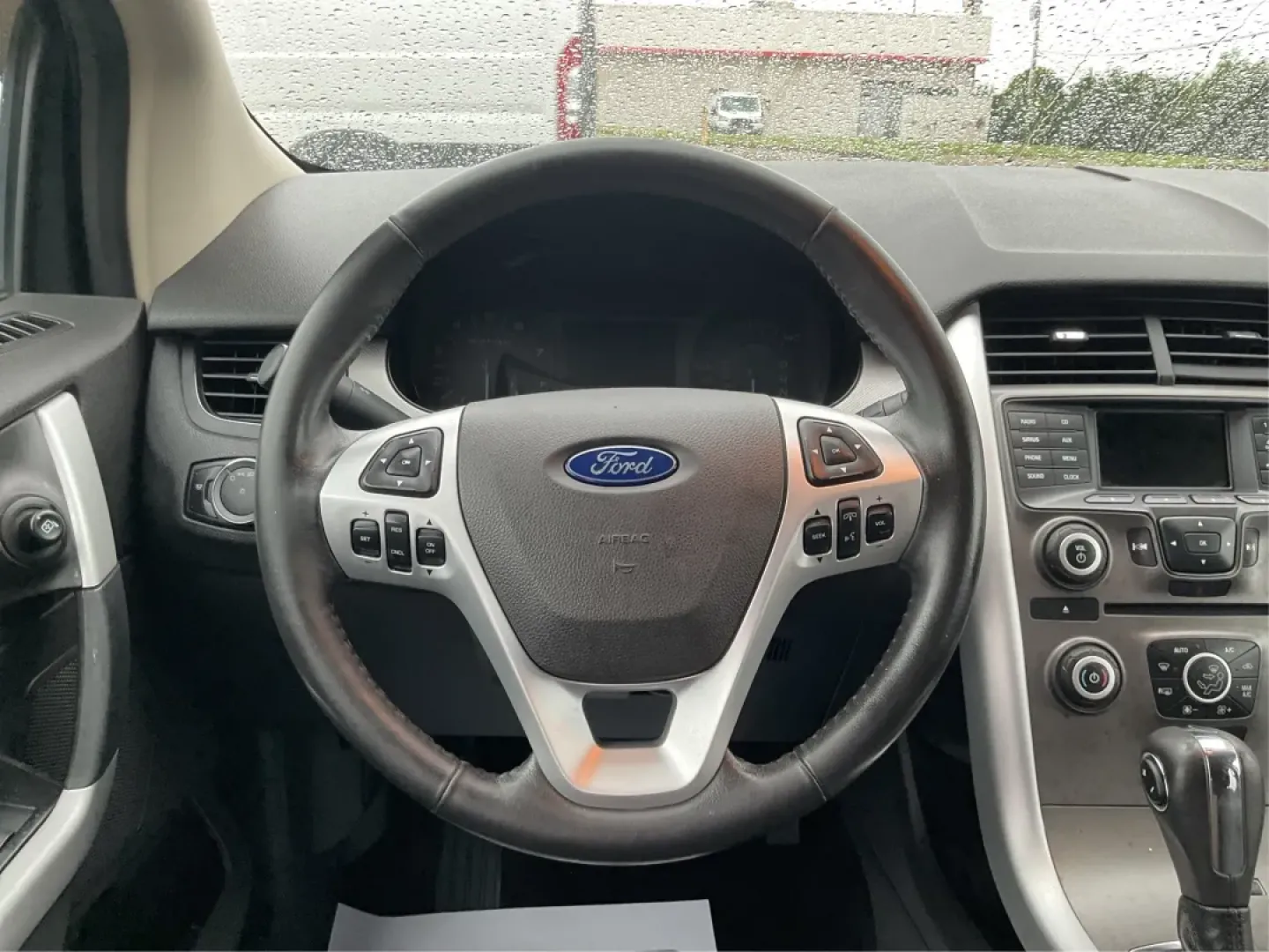2013 Ford Edge SEL (2FMDK4JC1DB) with an 3.5L V-6 DOHC engine, located at 1951 S Dayton Lakeview Rd., New Carlisle, OH, 45344, (937) 908-9800, 39.890999, -84.050255 - **Elevate Your Weekend Adventures with the 2013 Ford Edge SEL at Advantage Car and Credit!**<br /> <br /> Are you ready to embrace a lifestyle of comfort and adventure? Whether you're shuttling the kids to their weekend soccer games or embarking on a scenic road trip through Ohio's beautiful landsca - Photo#16