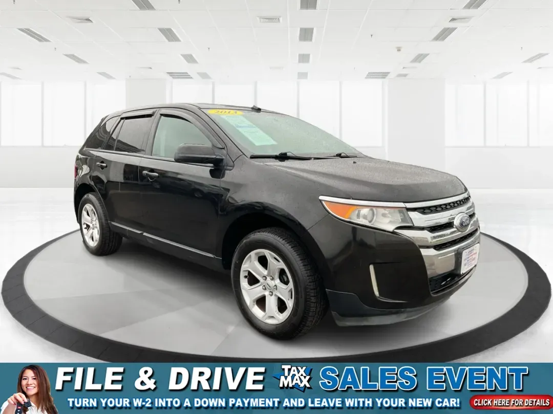 2013 Ford Edge SEL (2FMDK4JC1DB) with an 3.5L V-6 DOHC engine, located at 1184 Kauffman Ave, Fairborn, OH, 45324, (937) 908-9800, 39.807072, -84.030914 - **Elevate Your Weekend Adventures with the 2013 Ford Edge SEL at Advantage Car and Credit!**<br /> <br /> Are you ready to embrace a lifestyle of comfort and adventure? Whether you're shuttling the kids to their weekend soccer games or embarking on a scenic road trip through Ohio's beautiful landsca - Photo#0