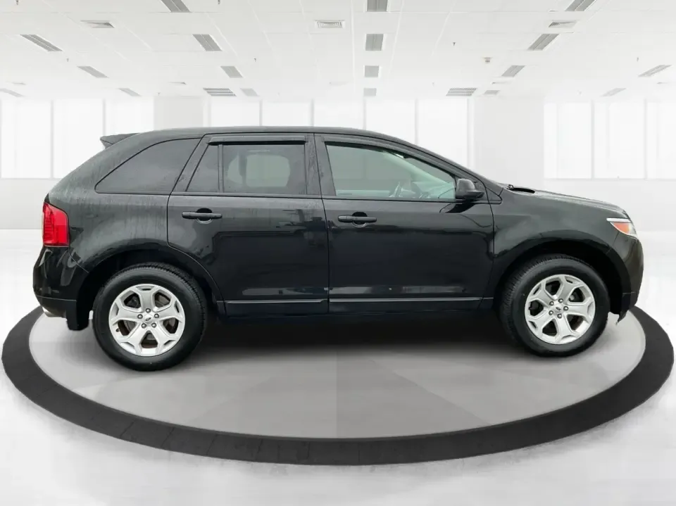 photo of 2013 Ford Edge SEL