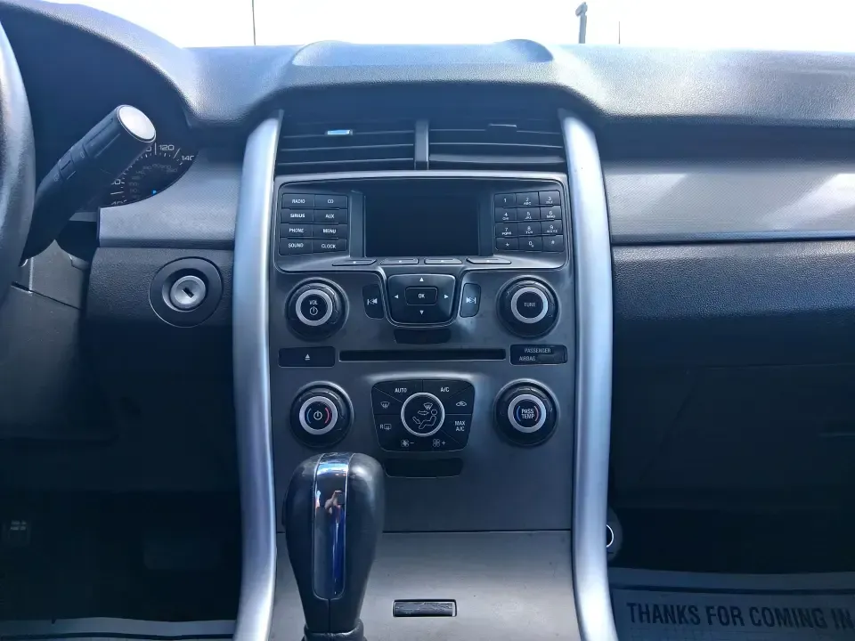 2013 Ford Edge SEL (2FMDK4JC1DB) with an 3.5L V-6 DOHC engine, 6-Speed Automatic transmission, located at 1184 Kauffman Ave, Fairborn, OH, 45324, (937) 908-9800, 39.807072, -84.030914 - **Elevate Your Weekend Adventures with the 2013 Ford Edge SEL at Advantage Car and Credit!**<br /> <br /> Are you ready to embrace a lifestyle of comfort and adventure? Whether you're shuttling the kids to their weekend soccer games or embarking on a scenic road trip through Ohio's beautiful landsca - Photo#13