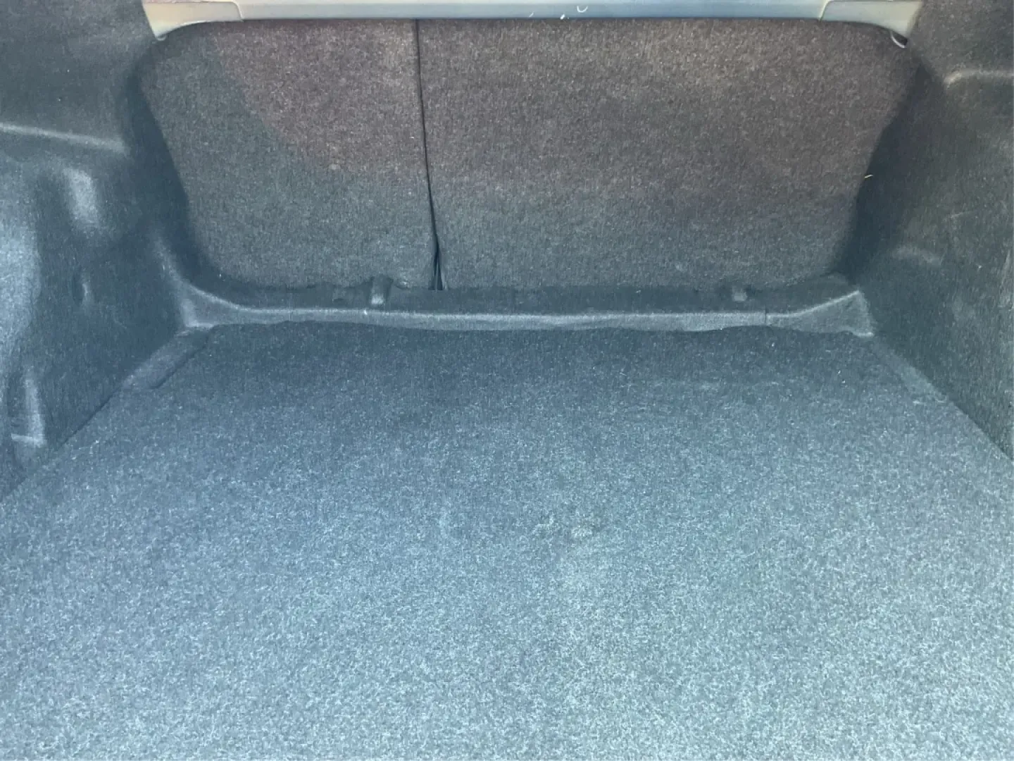 2018 Chevrolet Malibu 1LS (1G1ZB5ST0JF) with an ECOTEC 1.5L I-4 gasoline direct injection engine, located at 880 E. National Road, Vandalia, OH, 45377, (937) 908-9800, 39.891918, -84.183594 - **Experience Unmatched Comfort and Style with the 2018 Chevrolet Malibu at Advantage Car and Credit in Fairborn, OH!**<br /> <br /> Are you in the market for a dependable sedan that effortlessly balances style, comfort, and cutting-edge technology? Look no further than the stunning 2018 Chevrolet Ma - Photo#12