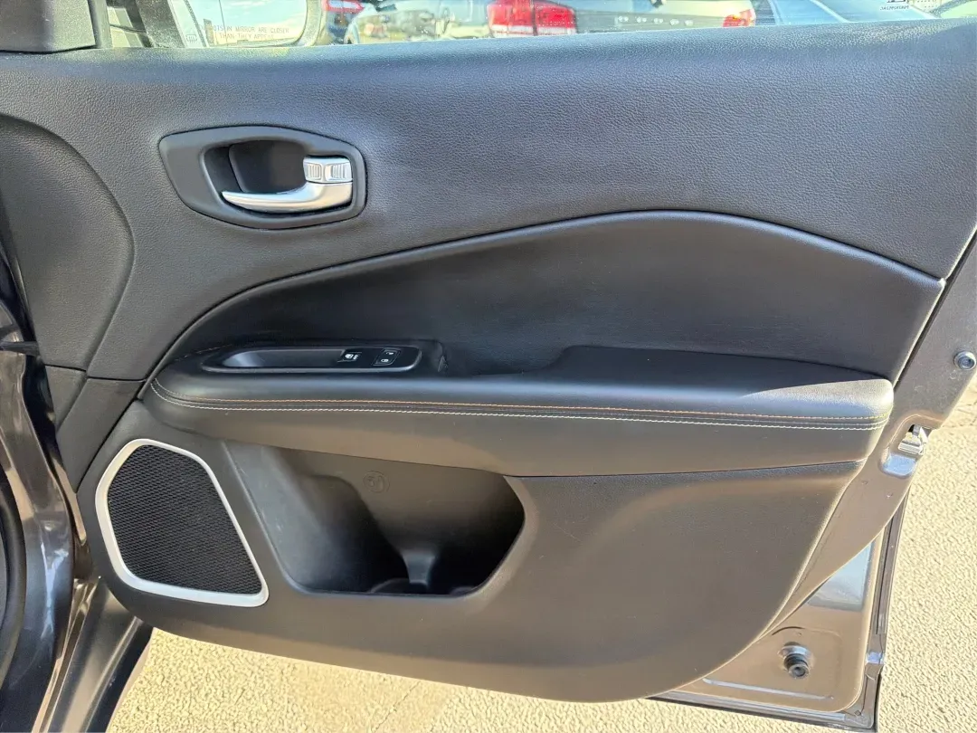 2018 Jeep Compass Latitude FWD (3C4NJCBB1JT) with an 2.4L I-4 variable valve control engine, located at 1951 S Dayton Lakeview Rd., New Carlisle, OH, 45344, (937) 908-9800, 39.890999, -84.050255 - 2018 Jeep Compass Latitude FWD - Photo#20