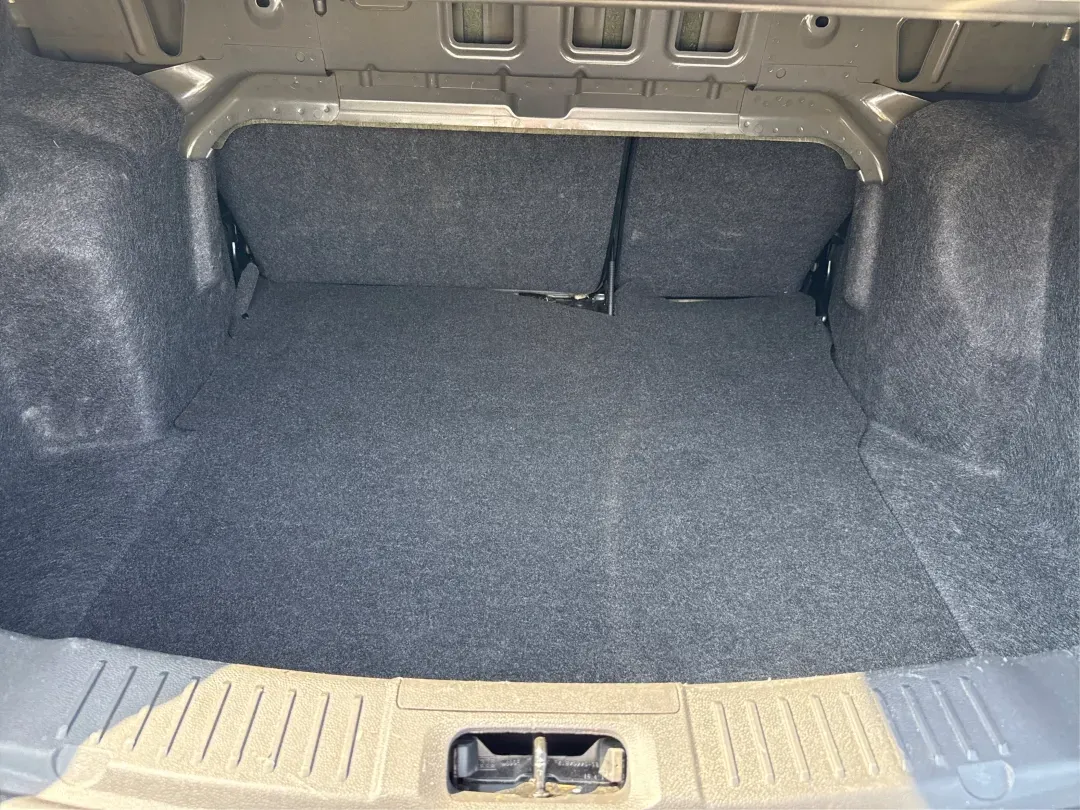 2015 Ford Fiesta SE (3FADP4BJ4FM) with an EcoBoost 1L I-3 gasoline direct injection engine, located at 8750 N County Rd 25A, Piqua, OH, 45356, (937) 908-9800, 40.164391, -84.232513 - **Discover Adventure and Style with the 2015 Ford Fiesta SE at Advantage Car and Credit in Fairborn, OH!**<br /> <br /> Are you ready to elevate your daily commute or weekend adventures? The 2015 Ford Fiesta SE is the ideal sedan for budget-conscious buyers seeking a reliable and stylish companion. - Photo#12