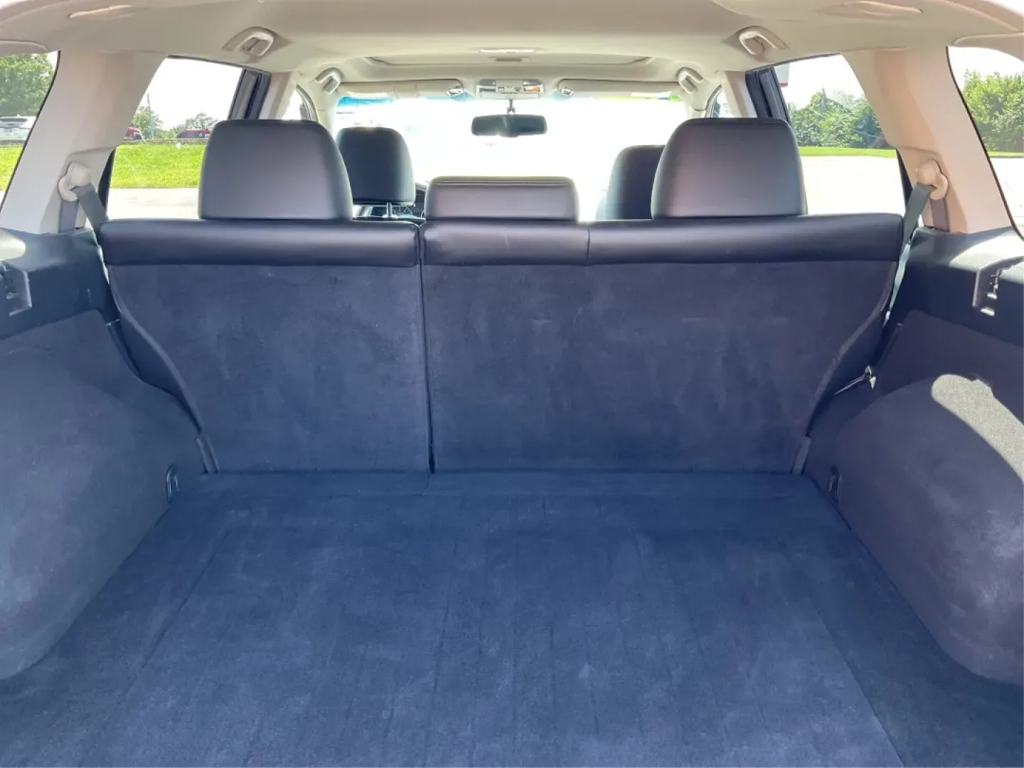 2010 Subaru Outback 2.5i Limited (4S4BRBKC5A3) with an 2.5L H-4 variable valve control engine, located at 1951 S Dayton Lakeview Rd., New Carlisle, OH, 45344, (937) 908-9800, 39.890999, -84.050255 - Adventure awaits with this rugged 2010 Subaru Outback 2.5i Limited! Whether you're navigating the bustling streets of Fairborn or embarking on a weekend getaway to the nearby scenic trails of Wright State University, this versatile hatchback is designed to elevate your lifestyle. With its impressive - Photo#12