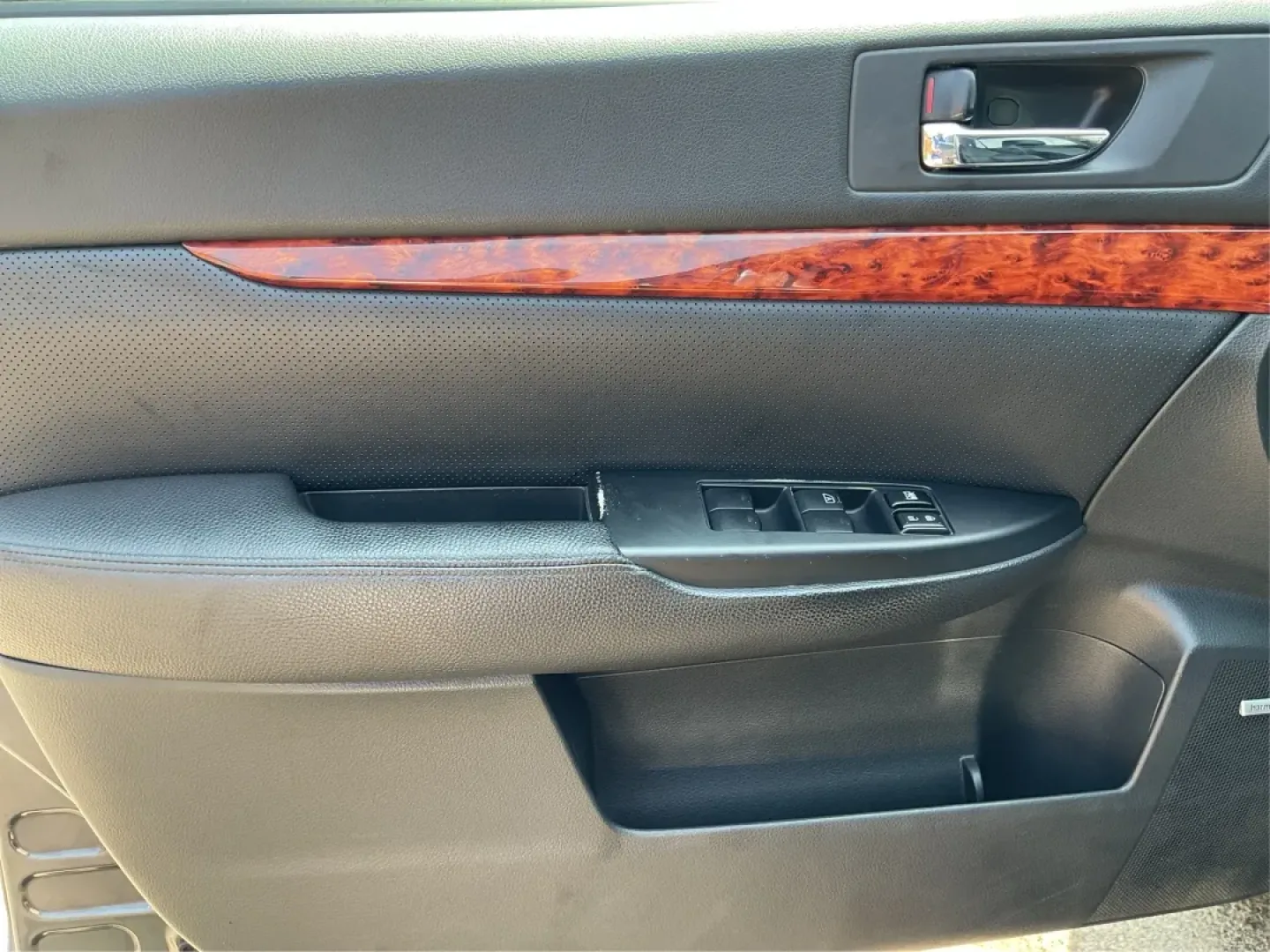 2010 Subaru Outback 2.5i Limited (4S4BRBKC5A3) with an 2.5L H-4 variable valve control engine, located at 1951 S Dayton Lakeview Rd., New Carlisle, OH, 45344, (937) 908-9800, 39.890999, -84.050255 - Adventure awaits with this rugged 2010 Subaru Outback 2.5i Limited! Whether you're navigating the bustling streets of Fairborn or embarking on a weekend getaway to the nearby scenic trails of Wright State University, this versatile hatchback is designed to elevate your lifestyle. With its impressive - Photo#18