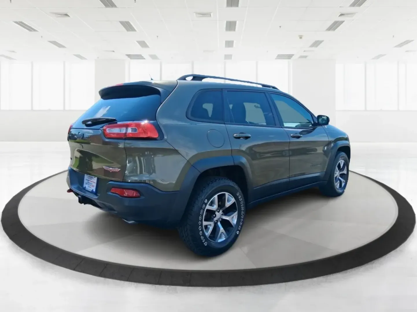 2015 Jeep Cherokee Trailhawk (1C4PJMBS8FW) with an Other engine, located at 8750 N County Rd 25A, Piqua, OH, 45356, (937) 908-9800, 40.164391, -84.232513 - 2015 Jeep Cherokee Trailhawk - Photo#2
