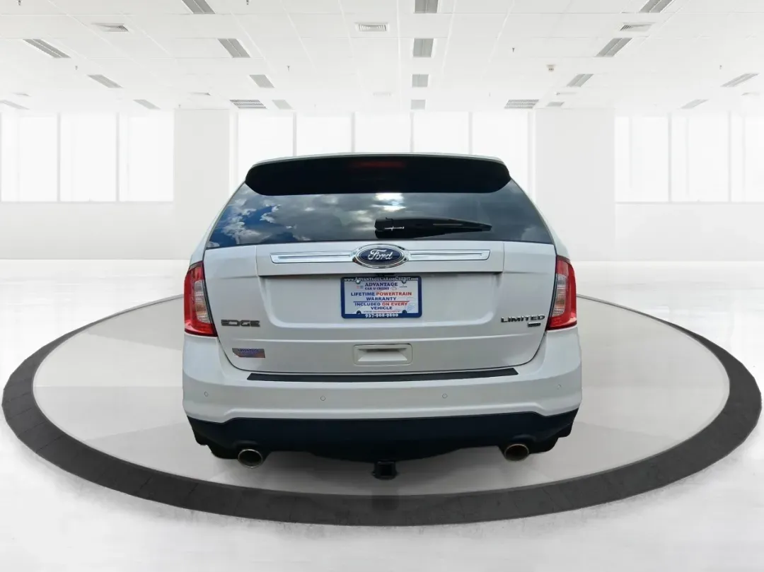 2014 Ford Edge Limited (2FMDK4KC9EB) with an 3.5L V-6 DOHC engine, located at 4508 South Dixie Dr, Moraine, OH, 45439, (937) 908-9800, 39.689976, -84.218452 - **Elevate Your Family Adventures with the 2014 Ford Edge Limited!**<br /> <br /> Are you ready to transform your daily commutes and weekend adventures? The 2014 Ford Edge Limited is the perfect SUV for families and those who love hitting the open road. With its spacious design, robust performance, a - Photo#3