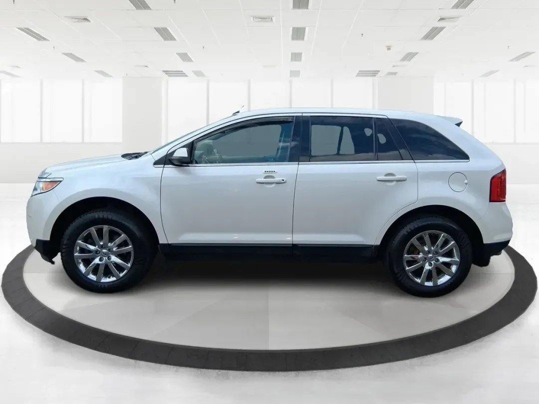 2014 Ford Edge Limited (2FMDK4KC9EB) with an 3.5L V-6 DOHC engine, located at 4508 South Dixie Dr, Moraine, OH, 45439, (937) 908-9800, 39.689976, -84.218452 - **Elevate Your Family Adventures with the 2014 Ford Edge Limited!**<br /> <br /> Are you ready to transform your daily commutes and weekend adventures? The 2014 Ford Edge Limited is the perfect SUV for families and those who love hitting the open road. With its spacious design, robust performance, a - Photo#5