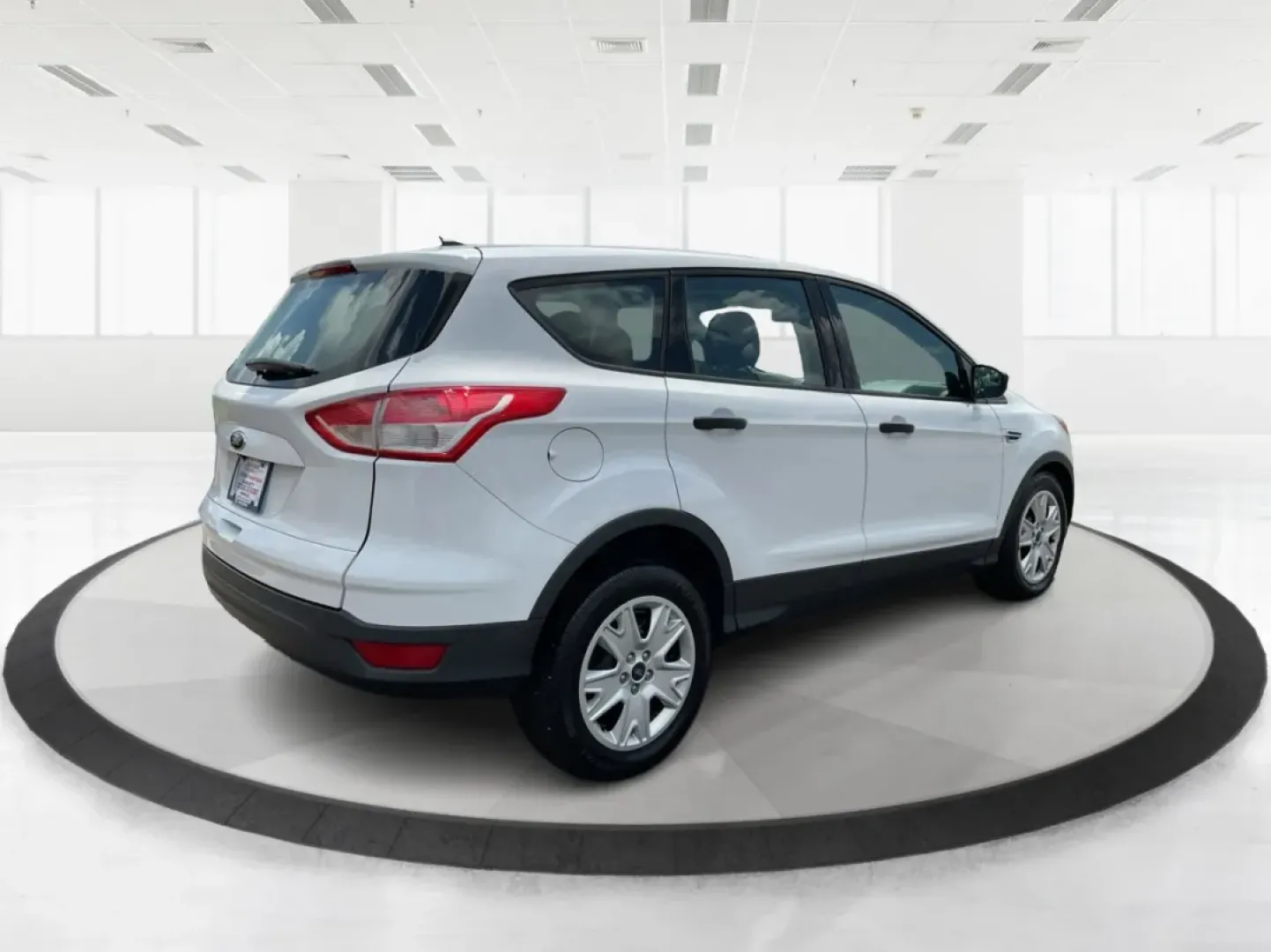 2015 Ford Escape S (1FMCU0F71FU) with an Duratec 2.5L I-4 DOHC engine, located at 1951 S Dayton Lakeview Rd., New Carlisle, OH, 45344, (937) 908-9800, 39.890999, -84.050255 - **Adventure Awaits with the 2015 Ford Escape! Perfect for Family Outings and Daily Commutes!**<br /> <br /> Are you looking for a versatile vehicle that seamlessly fits into your active lifestyle? The 2015 Ford Escape is the ideal SUV for growing families, weekend adventurers, or anyone who needs a - Photo#2