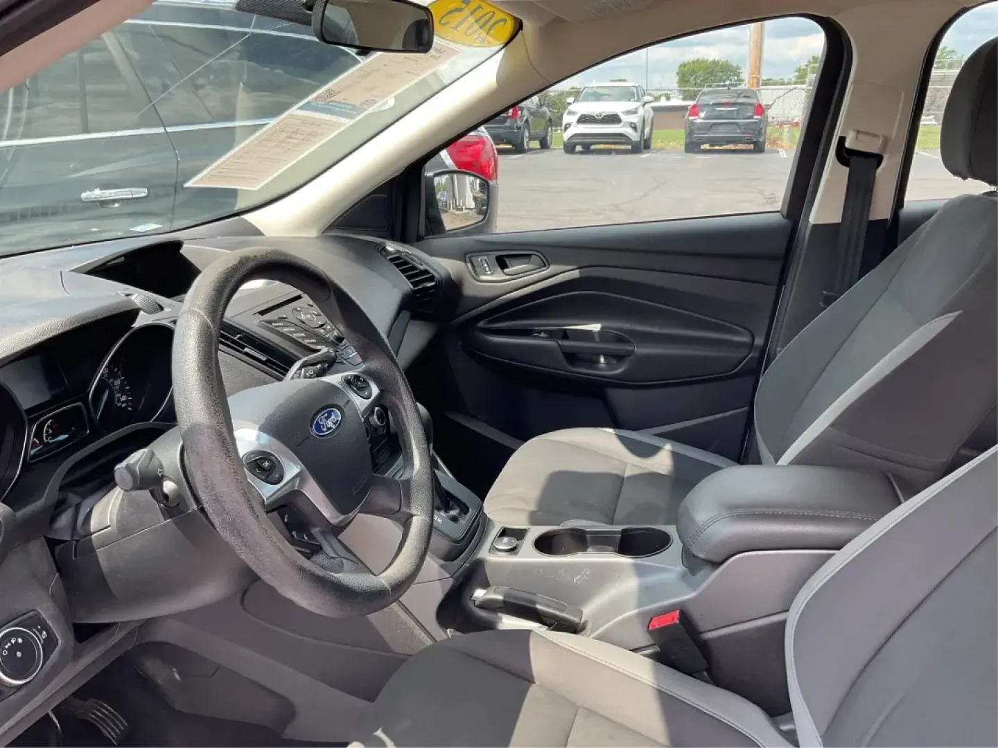 2015 Ford Escape S (1FMCU0F71FU) with an Duratec 2.5L I-4 DOHC engine, located at 1184 Kauffman Ave, Fairborn, OH, 45324, (937) 908-9800, 39.807072, -84.030914 - **Adventure Awaits with the 2015 Ford Escape! Perfect for Family Outings and Daily Commutes!**<br /> <br /> Are you looking for a versatile vehicle that seamlessly fits into your active lifestyle? The 2015 Ford Escape is the ideal SUV for growing families, weekend adventurers, or anyone who needs a - Photo#9