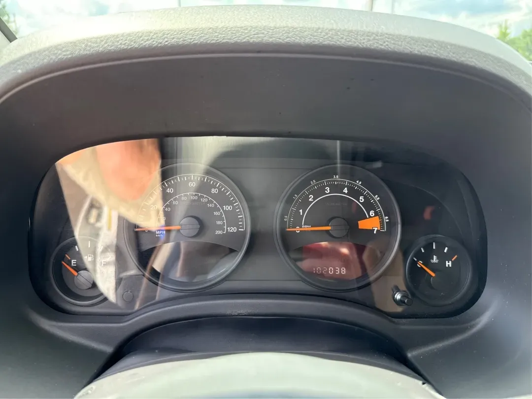 2014 Jeep Compass Sport (1C4NJDBB4ED) with an 2.4L I-4 DOHC engine, located at 1230 East Main St, Xenia, OH, 45385, (937) 908-9800, 39.688026, -83.910172 - 2014 Jeep Compass Sport - Photo#15