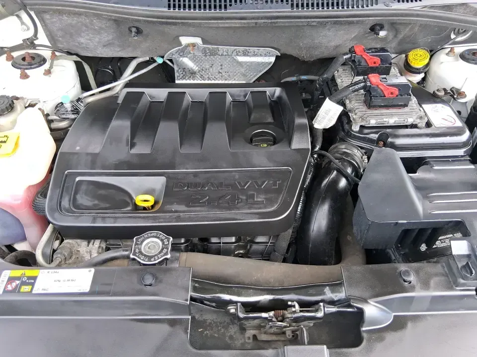 2014 Jeep Compass Sport (1C4NJDBB4ED) with an 2.4L I-4 DOHC engine, Automatic transmission, located at 4508 South Dixie Dr, Moraine, OH, 45439, (937) 908-9800, 39.689976, -84.218452 - **Experience Adventure with the 2014 Jeep Compass Sport at Advantage Car and Credit Xenia!** <br /> <br /> Are you ready to embrace the open road with a vehicle that combines comfort, capability, and style? The 2014 Jeep Compass Sport, available at Advantage Car and Credit in Xenia, Ohio, is the pe - Photo#11