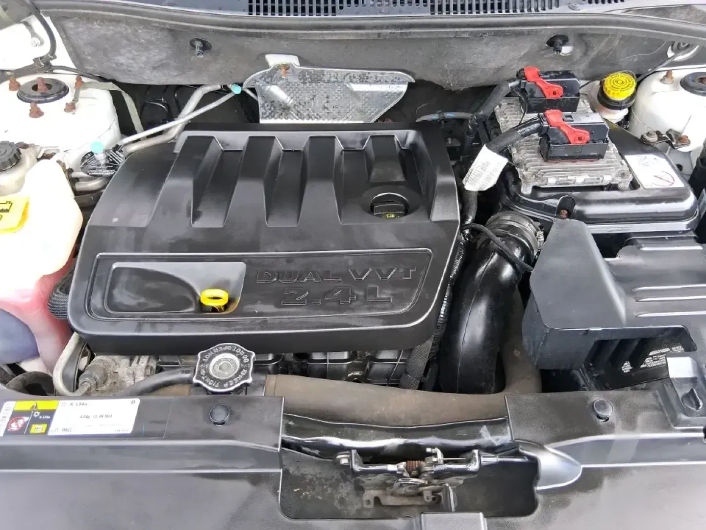 2014 Jeep Compass Sport (1C4NJDBB4ED) with an 2.4L I-4 DOHC engine, Automatic transmission, located at 1230 East Main St, Xenia, OH, 45385, (937) 908-9800, 39.688026, -83.910172 - **Experience Adventure with the 2014 Jeep Compass Sport at Advantage Car and Credit Xenia!** <br /> <br /> Are you ready to embrace the open road with a vehicle that combines comfort, capability, and style? The 2014 Jeep Compass Sport, available at Advantage Car and Credit in Xenia, Ohio, is the pe - Photo#11