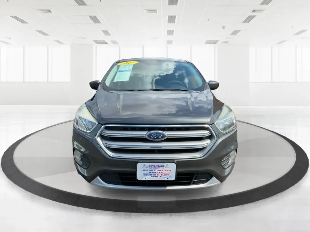 2017 Ford Escape SE (1FMCU0GD7HU) with an 1.5L L4 DOHC 16V engine, 6A transmission, located at 1099 N County Rd 25A , Troy, OH, 45373, (937) 908-9800, 40.057079, -84.212883 - **Experience Life on the Move with the 2017 Ford Escape SE at Advantage Car and Credit - Troy!**<br /> <br /> Are you ready to elevate your lifestyle with a versatile SUV that's perfect for family outings and weekend adventures? Look no further than the 2017 Ford Escape SE, available at Advantage Ca - Photo#7