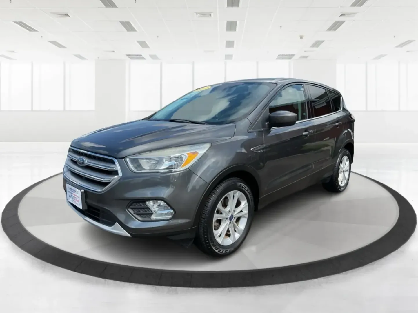 2017 Ford Escape SE (1FMCU0GD7HU) with an Other engine, located at 1099 N County Rd 25A , Troy, OH, 45373, (937) 908-9800, 40.057079, -84.212883 - **Experience Life on the Move with the 2017 Ford Escape SE at Advantage Car and Credit - Troy!**<br /> <br /> Are you ready to elevate your lifestyle with a versatile SUV that's perfect for family outings and weekend adventures? Look no further than the 2017 Ford Escape SE, available at Advantage Ca - Photo#8