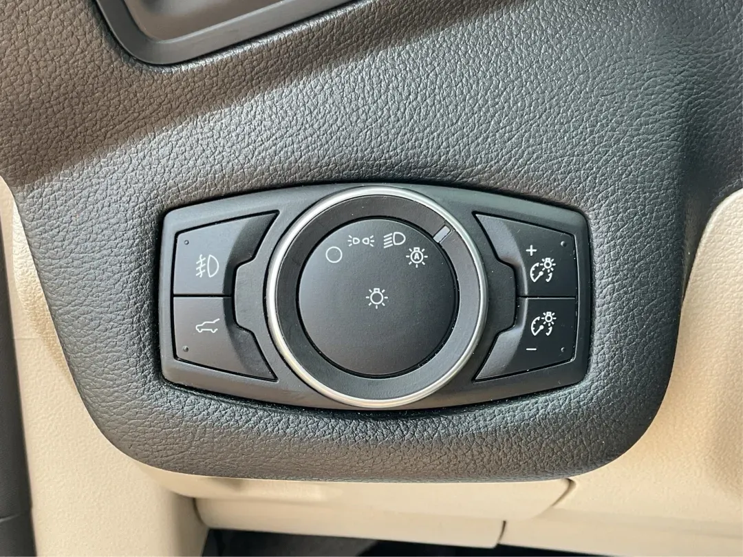 2017 Ford Escape SE (1FMCU9GD7HU) with an Other engine, located at 1099 N County Rd 25A , Troy, OH, 45373, (937) 908-9800, 40.057079, -84.212883 - 2017 Ford Escape SE - Photo#17