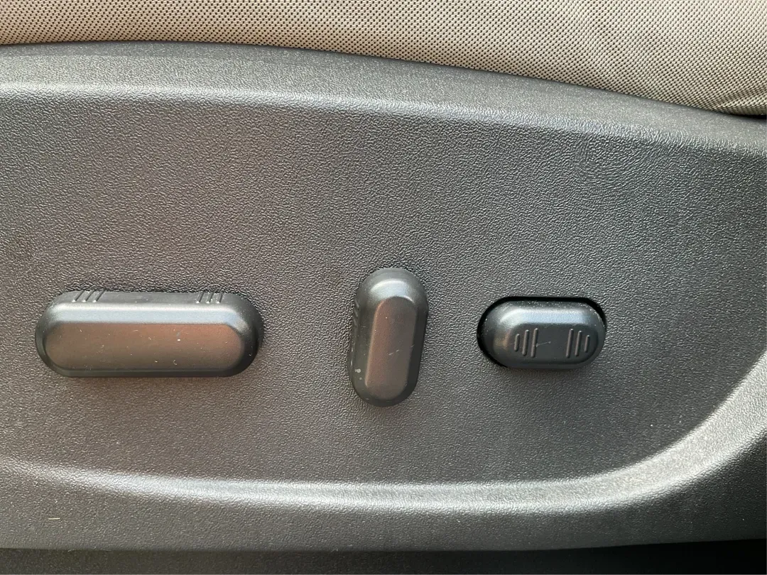 2017 Ford Escape SE (1FMCU9GD7HU) with an Other engine, located at 1099 N County Rd 25A , Troy, OH, 45373, (937) 908-9800, 40.057079, -84.212883 - 2017 Ford Escape SE - Photo#18