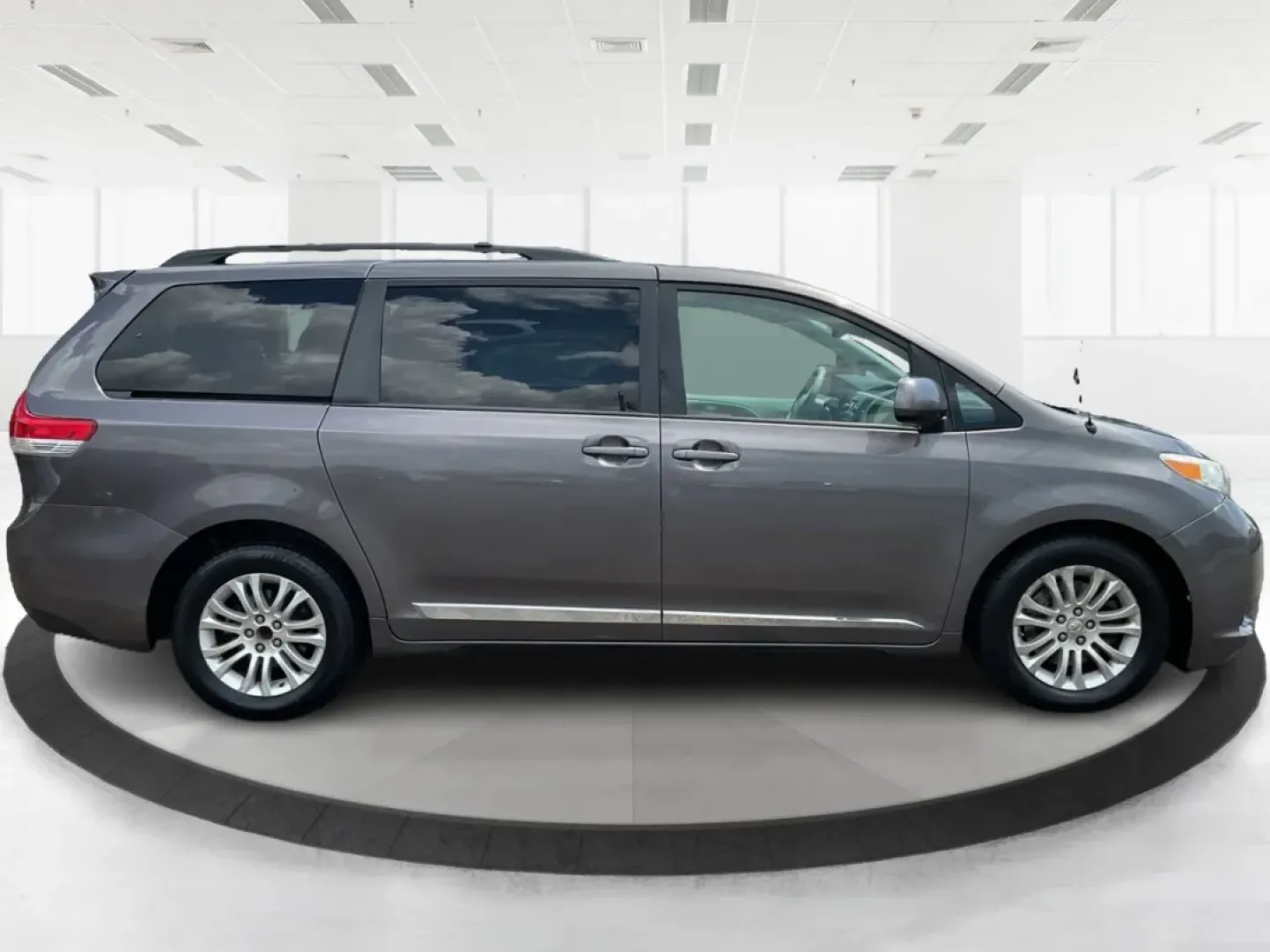 2012 Toyota Sienna XLE V6 8 Passenger (5TDYK3DC7CS) with an 3.5L V-6 DOHC engine, located at 1184 Kauffman Ave, Fairborn, OH, 45324, (937) 908-9800, 39.807072, -84.030914 - **Unleash Your Family Adventures with the 2012 Toyota Sienna XLE V6!** <br /> <br /> Are you ready to elevate your family's travel experiences? The 2012 Toyota Sienna XLE V6 8 Passenger is the perfect blend of comfort, space, and reliability, designed for families who love to explore. Whether you're - Photo#1
