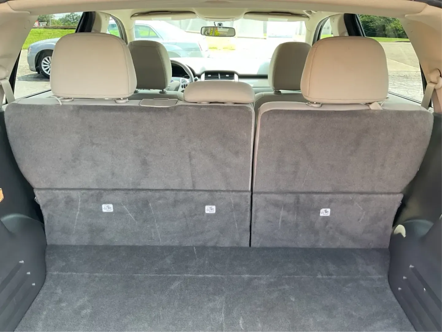 2013 Ford Edge SEL (2FMDK3JC0DB) with an Other engine, located at 401 Woodman Dr, Riverside, OH, 45431, (937) 908-9800, 39.760899, -84.123421 - **Explore New Horizons with the 2013 Ford Edge SEL Your Adventure Awaits!**<br /> <br /> Are you ready to elevate your daily commute or embark on weekend adventures with friends and family? The 2013 Ford Edge SEL is the versatile SUV that perfectly balances style, comfort, and capability, making it - Photo#12