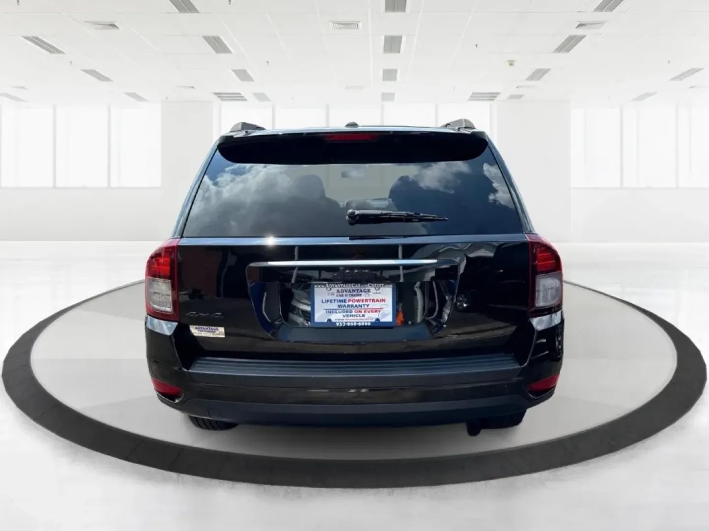 2016 Jeep Compass Sport (1C4NJDBB5GD) with an 2.4L I-4 DOHC engine, located at 1099 N County Rd 25A , Troy, OH, 45373, (937) 908-9800, 40.057079, -84.212883 - **Adventure Awaits with this 2016 Jeep Compass Sport Perfect for Weekend Getaways!**<br /> <br /> Are you looking for a vehicle that combines style, functionality, and reliability for your next adventure? Look no further than this 2016 Jeep Compass Sport, available now at Advantage Car and Credit i - Photo#3