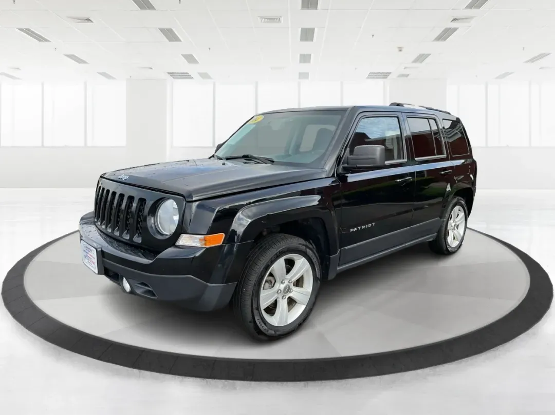 2014 Jeep Patriot Latitude (1C4NJPFA4ED) with an Other engine, located at 880 E. National Road, Vandalia, OH, 45377, (937) 908-9800, 39.891918, -84.183594 - 2014 Jeep Patriot Latitude - Photo#8