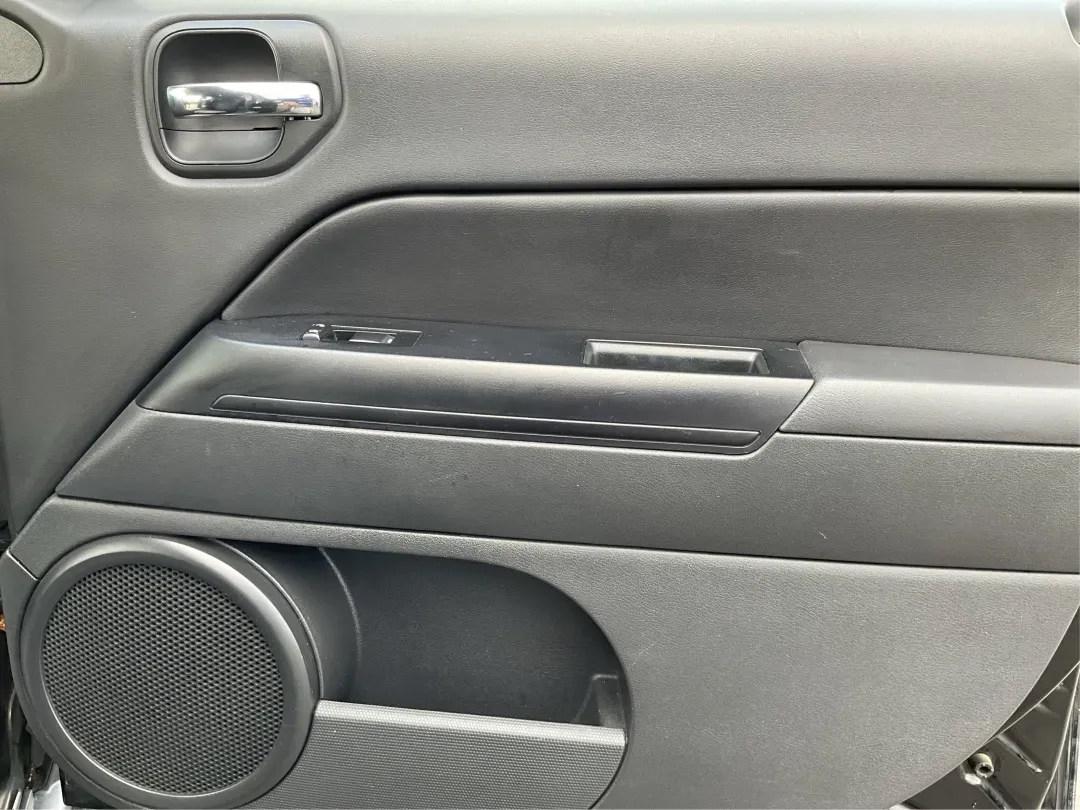 2014 Jeep Patriot Latitude (1C4NJPFA4ED) with an Other engine, located at 880 E. National Road, Vandalia, OH, 45377, (937) 908-9800, 39.891918, -84.183594 - 2014 Jeep Patriot Latitude - Photo#18