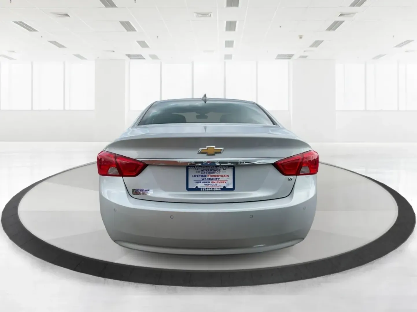 2016 Chevrolet Impala 1LT (2G1105SA4G9) with an Ecotec 2.5L I-4 gasoline direct injection engine, located at 4508 South Dixie Dr, Moraine, OH, 45439, (937) 908-9800, 39.689976, -84.218452 - **Discover Your Ideal Commuter with the 2016 Chevrolet Impala Perfect for Daily Drives or Weekend Getaways!**<br /> <br /> Are you tired of your old ride struggling during your daily commute? Elevate your driving experience with the stylish and reliable 2016 Chevrolet Impala, now available at Advan - Photo#3