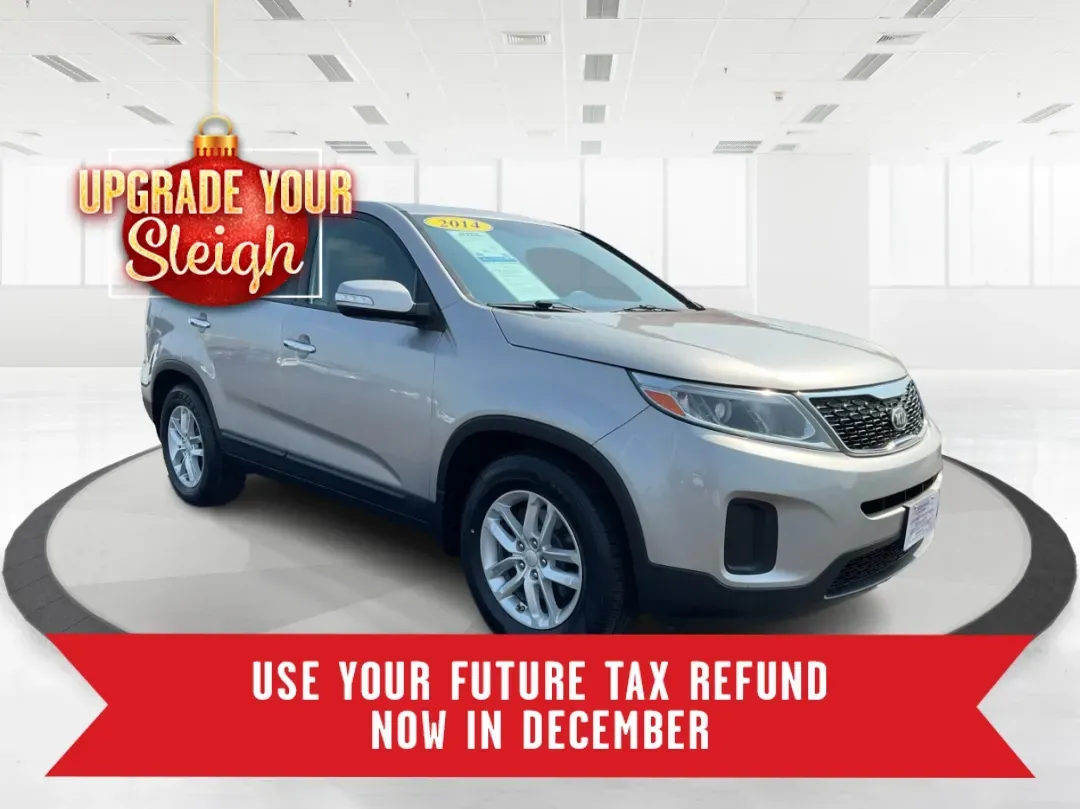 2014 Kia Sorento LX (5XYKT3A66EG) with an 2.4L I-4 gasoline direct injection engine, located at 401 Woodman Dr, Riverside, OH, 45431, (937) 908-9800, 39.760899, -84.123421 - Discover the joy of family adventures with the 2014 Kia Sorento LX, now available at Advantage Car and Credit in New Carlisle, OH. This spacious SUV is perfect for growing families or anyone who loves weekend getaways. With a versatile interior and advanced features, the Sorento is designed for comf - Photo#0