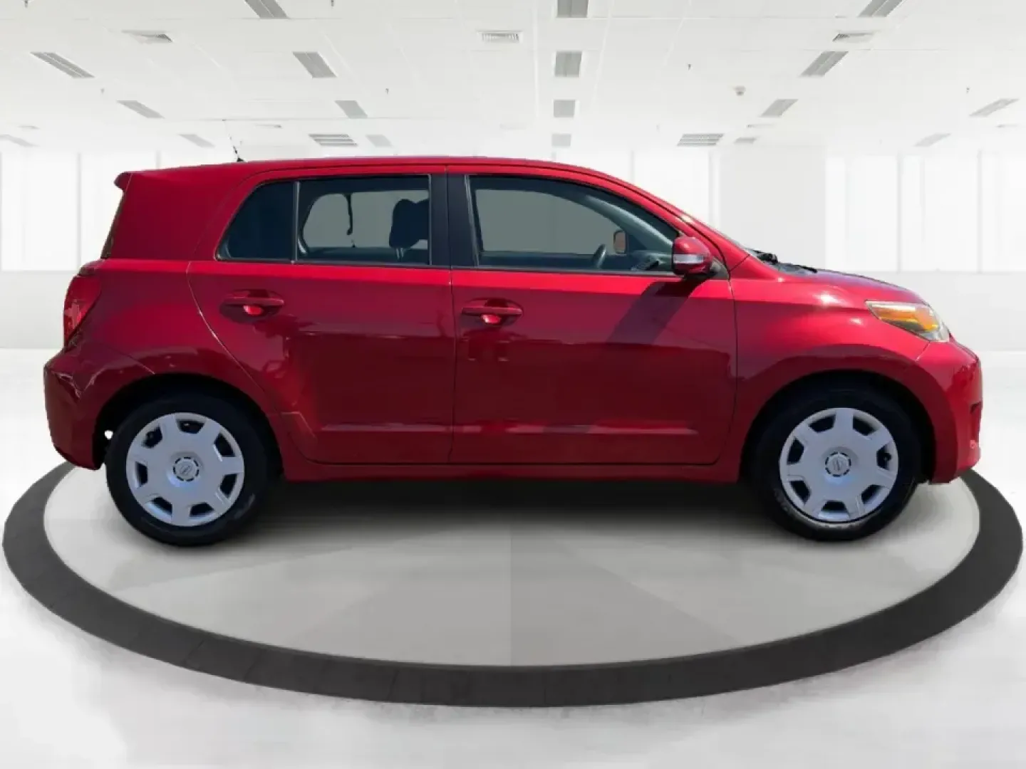 2014 Scion xD Base (JTKKUPB40E1) with an 1.8L L4 DOHC16V engine, 4-Speed Automatic transmission, located at 1230 East Main St, Xenia, OH, 45385, (937) 908-9800, 39.688026, -83.910172 - ### Discover Your Next Adventure with the 2014 Scion xD at Advantage Car and Credit!<br /> <br /> Are you ready to enhance your lifestyle with a vehicle that perfectly combines practicality and style? Whether you're commuting to work, running errands around Riverside, or planning a weekend getaway, - Photo#1