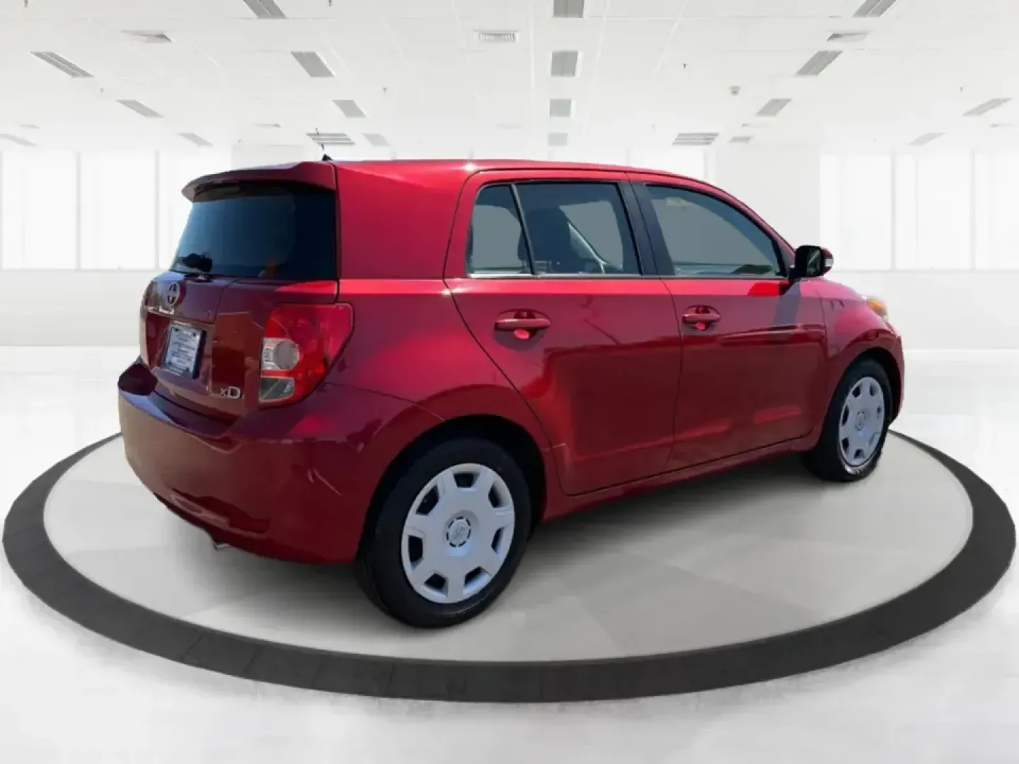 2014 Scion xD Base (JTKKUPB40E1) with an 1.8L L4 DOHC16V engine, 4-Speed Automatic transmission, located at 1230 East Main St, Xenia, OH, 45385, (937) 908-9800, 39.688026, -83.910172 - ### Discover Your Next Adventure with the 2014 Scion xD at Advantage Car and Credit!<br /> <br /> Are you ready to enhance your lifestyle with a vehicle that perfectly combines practicality and style? Whether you're commuting to work, running errands around Riverside, or planning a weekend getaway, - Photo#2