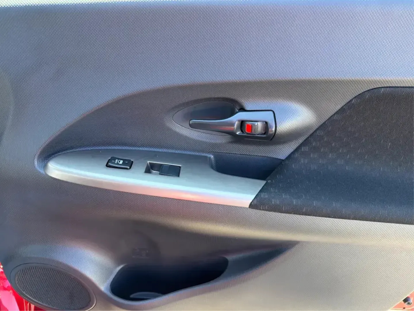 2014 Scion xD Base (JTKKUPB40E1) with an 1.8L L4 DOHC16V engine, 4-Speed Automatic transmission, located at 1230 East Main St, Xenia, OH, 45385, (937) 908-9800, 39.688026, -83.910172 - ### Discover Your Next Adventure with the 2014 Scion xD at Advantage Car and Credit!<br /> <br /> Are you ready to enhance your lifestyle with a vehicle that perfectly combines practicality and style? Whether you're commuting to work, running errands around Riverside, or planning a weekend getaway, - Photo#18