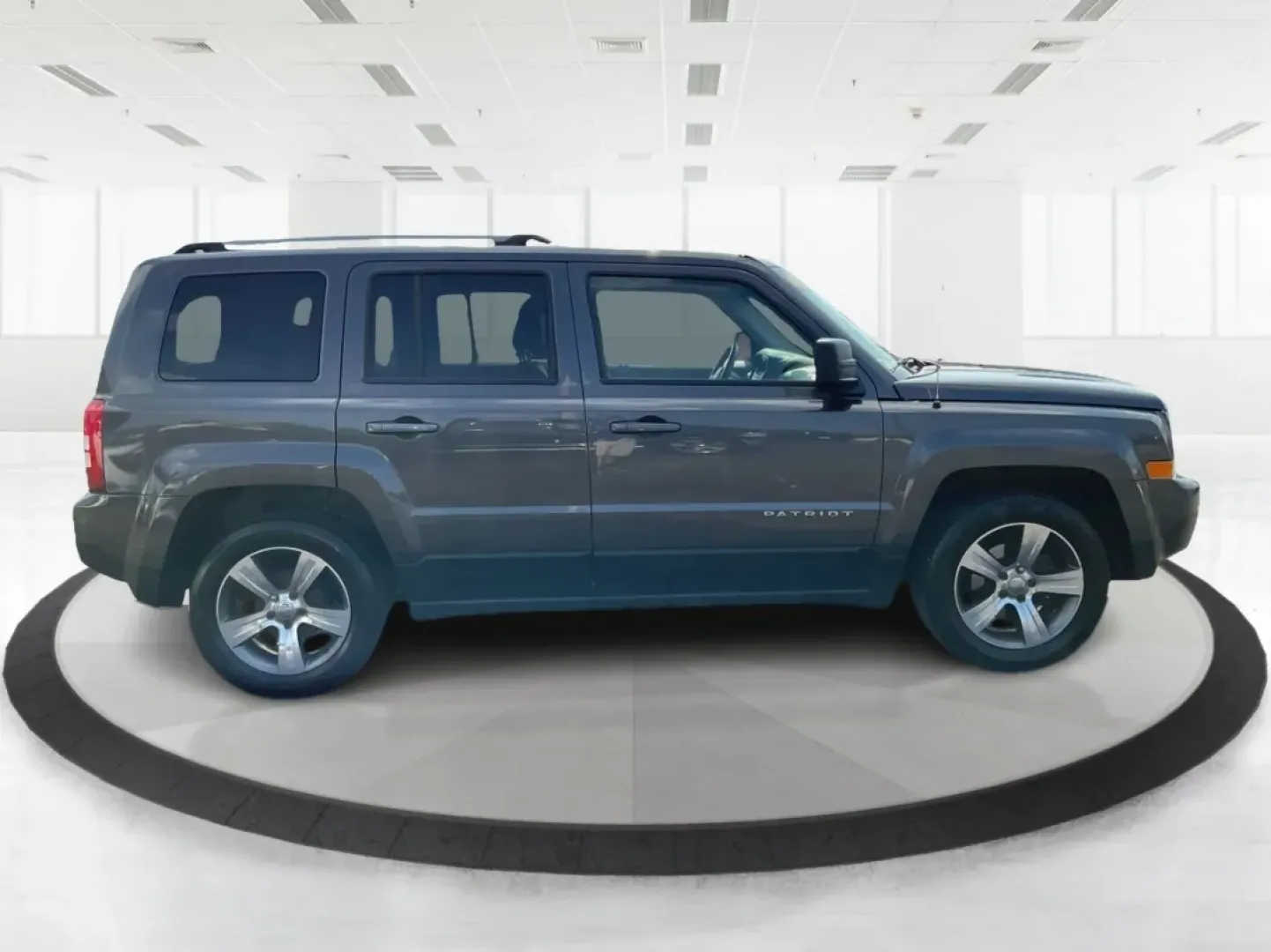 2017 Jeep Patriot High Altitude FWD (1C4NJPFA4HD) with an 2L I-4 DOHC engine, located at 4508 South Dixie Dr, Moraine, OH, 45439, (937) 908-9800, 39.689976, -84.218452 - **Adventure Awaits in the 2017 Jeep Patriot High Altitude FWD Perfect for Your Next Journey!**<br /> <br /> Are you ready to take on your next adventure? Whether you're navigating through city traffic in Fairborn or exploring the scenic routes of Ohio, the 2017 Jeep Patriot High Altitude FWD is the - Photo#1