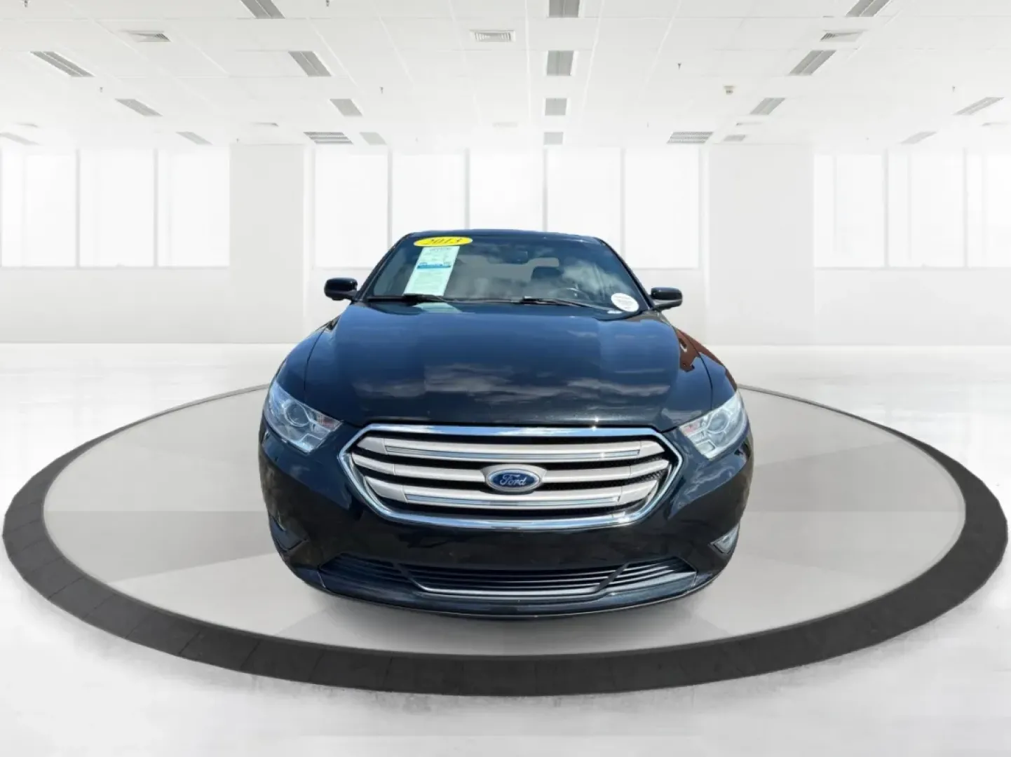 2013 Ford Taurus SEL (1FAHP2E87DG) with an EcoBoost 2L I-4 gasoline direct injection engine, located at 1099 N County Rd 25A , Troy, OH, 45373, (937) 908-9800, 40.057079, -84.212883 - ### Discover Your Next Adventure with the 2013 Ford Taurus SEL from Advantage Car and Credit!<br /> <br /> Are you seeking a reliable and stylish sedan for your daily commute, family road trips, or weekend adventures? Look no further! The 2013 Ford Taurus SEL, available at Advantage Car and Credit i - Photo#7