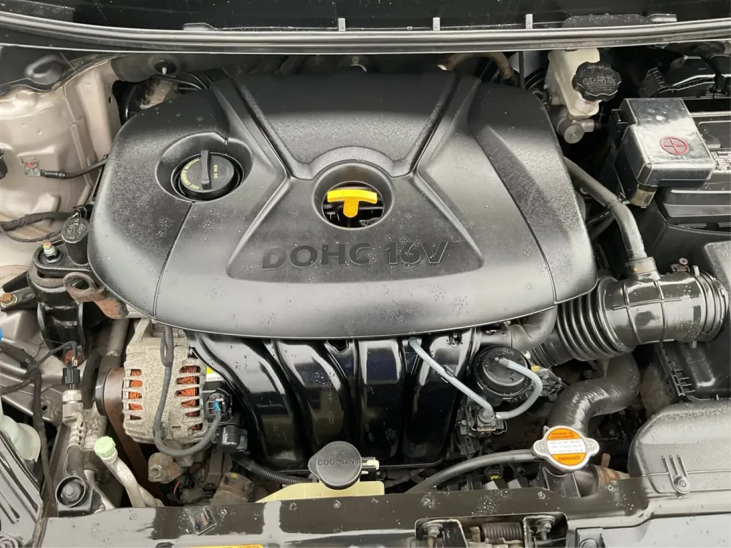 2012 Hyundai Elantra Limited (5NPDH4AE8CH) with an 1.8L I-4 DOHC engine, located at 401 Woodman Dr, Riverside, OH, 45431, (937) 908-9800, 39.760899, -84.123421 - **Explore New Horizons with the 2012 Hyundai Elantra Limited at Advantage Car and Credit in Fairborn, OH!**<br /> <br /> Are you ready to elevate your daily commute, family outings, or weekend adventures? The 2012 Hyundai Elantra Limited is the perfect companion for anyone seeking reliability, style - Photo#11